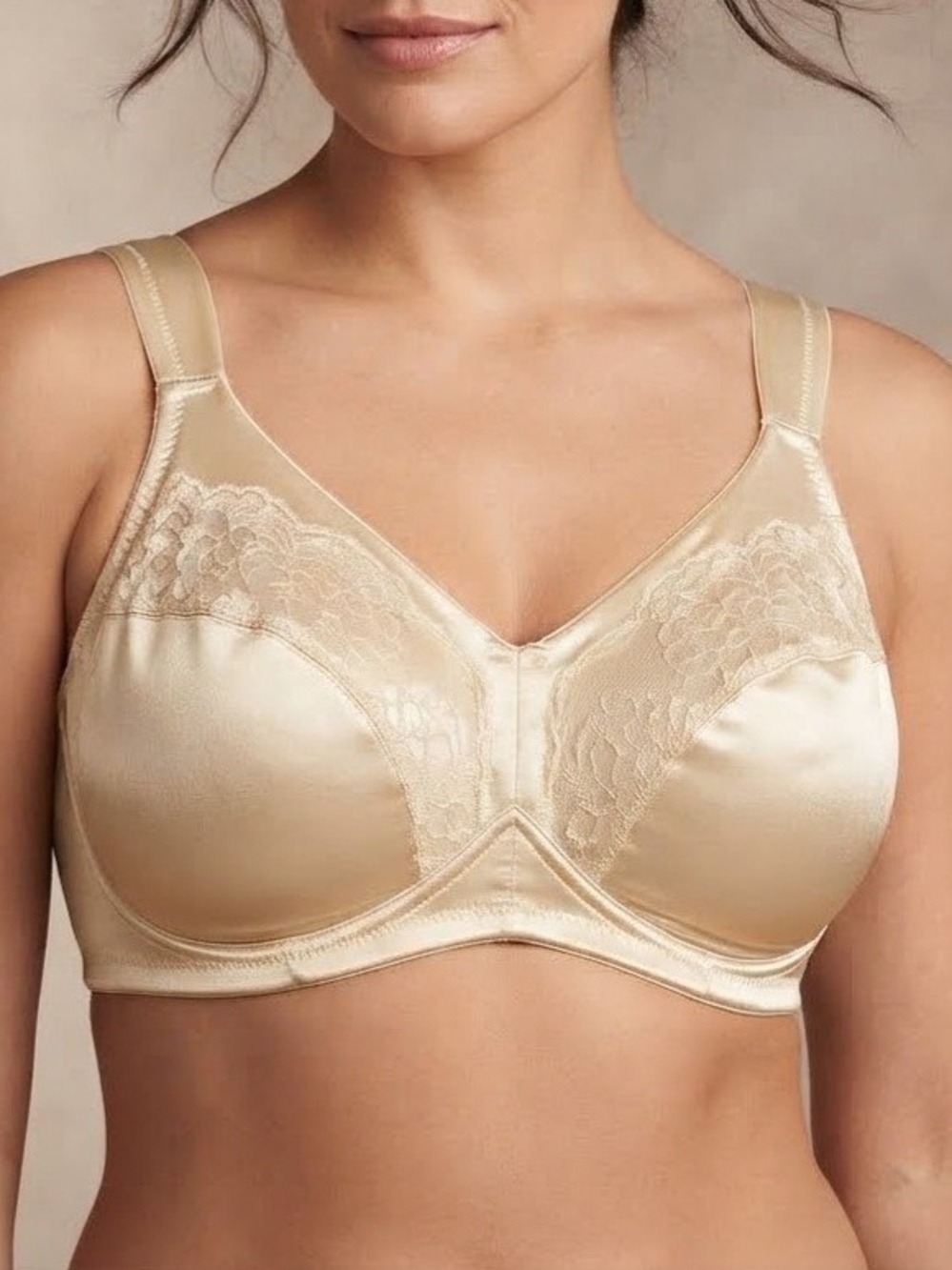 INSTANT SHAPING Full-Coverage Satin & Lace Support Bra in Beige Size 52C NWT